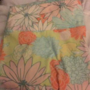 LuLa roes legging. Wore maybe twice .